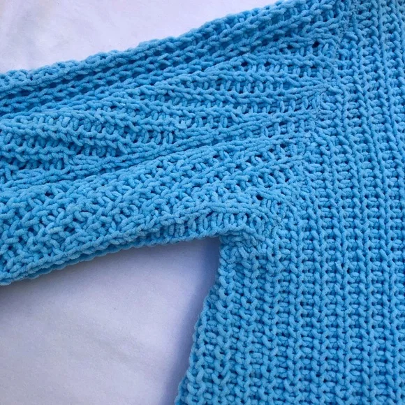 H&M Baby Blue Sweater Size S - Picture 6 of 14